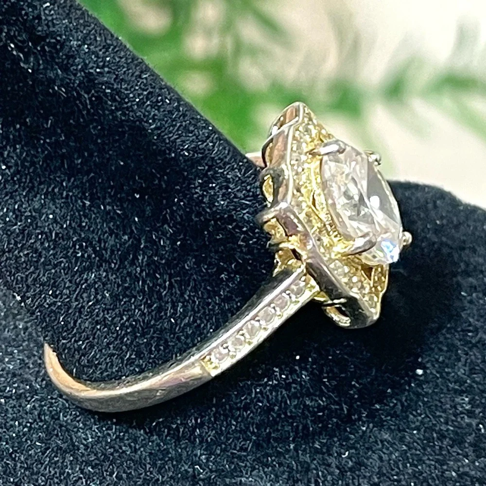 Vermeil Sterling Silver Round Cubic Zirconia Halo Ring | EUC Size 8.75